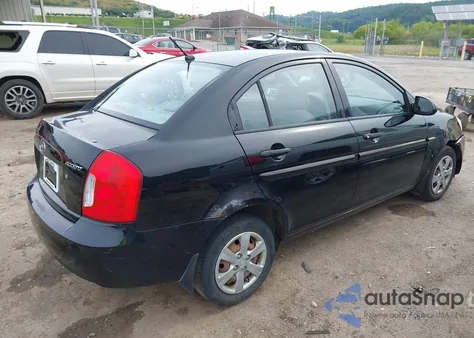 2008 Hyundai Accent Gls z USA, uszkodzony, nr VIN KMHCN46C18U219203